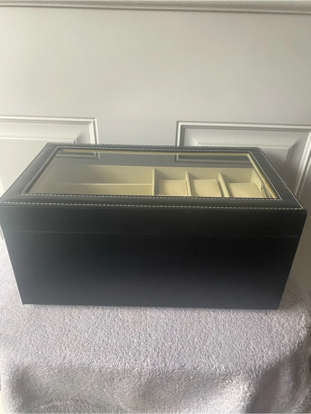 Black Jewelry/Watch Organizer Box with See-Through Top White Stiching EUC